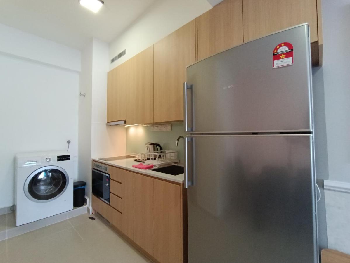 Apartment Cl 18a Modern Balcony Klcc View Infinity Pool *